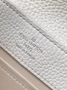 Louis Vuitton Shoulder Bag M24671 in Black