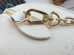 Louis Vuitton Shoulder Bag M46875