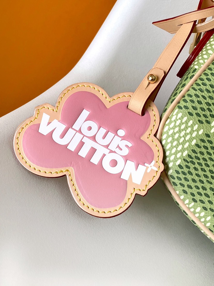 Louis Vuitton Messenger Bag 47060