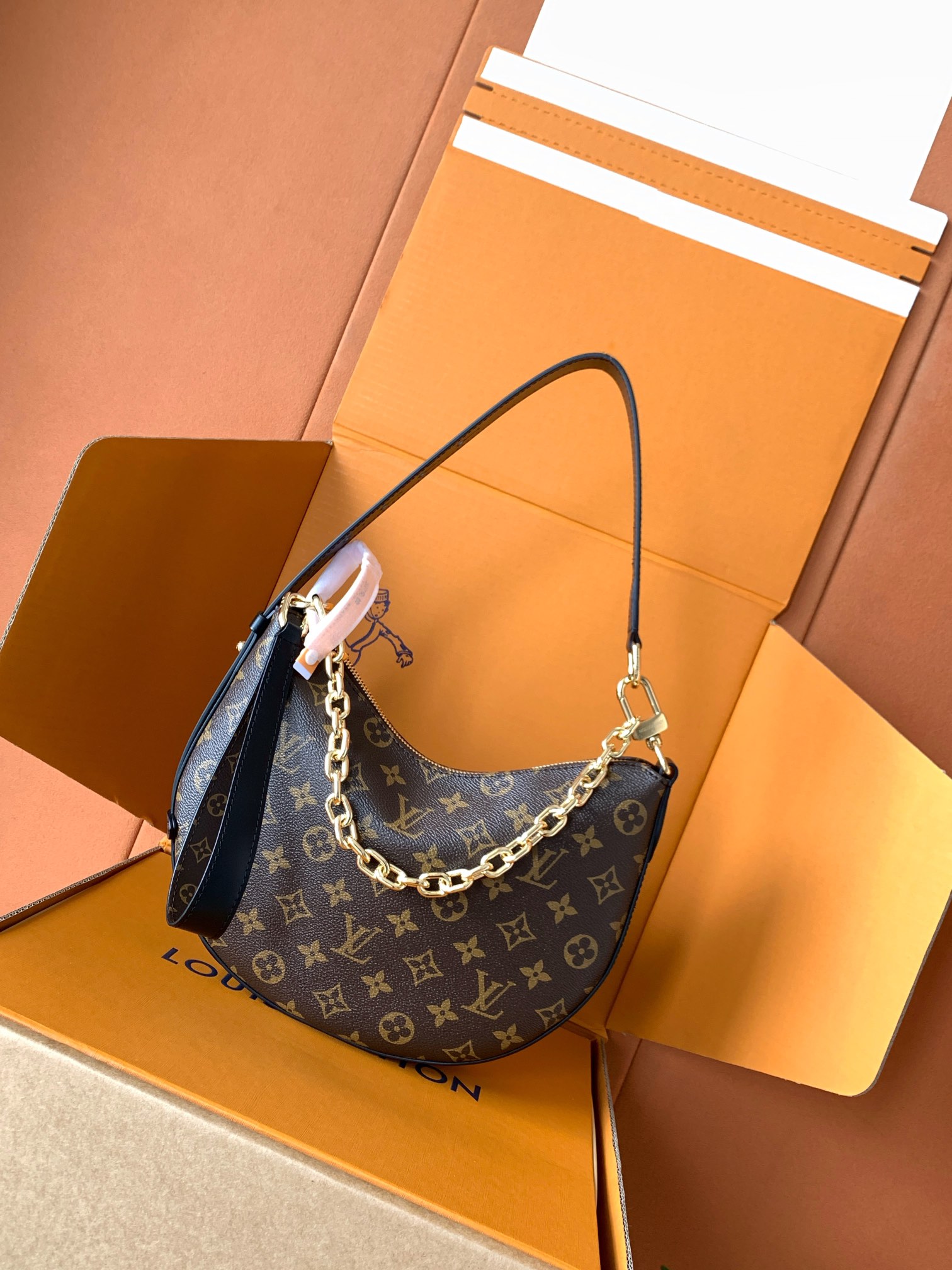 Louis Vuitton Shoulder Bag M15056