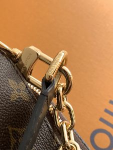 Louis Vuitton Shoulder Bag M15056