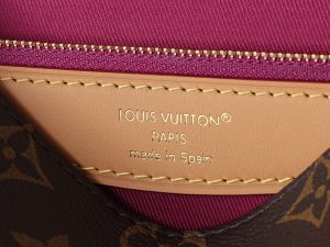 Louis Vuitton Shoulder Bag M29766