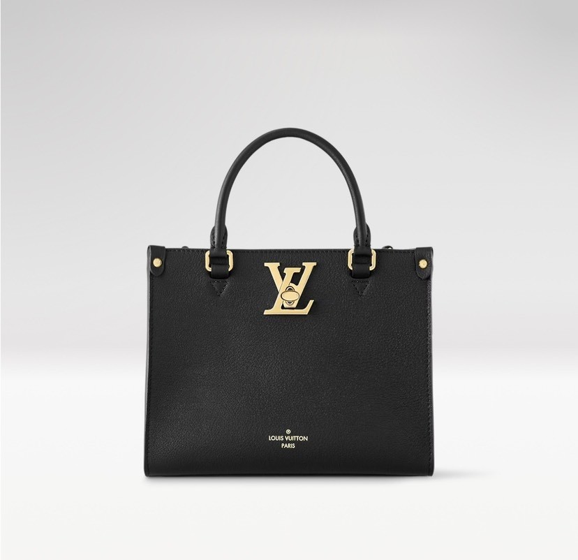 Louis Vuitton Shoulder Bag M22311