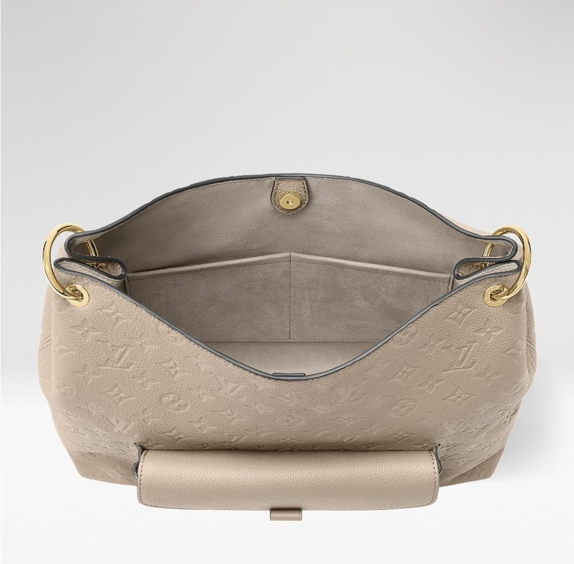 Louis Vuitton Handbag M27937