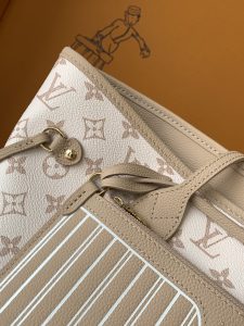 Louis Vuitton Backpack M25665