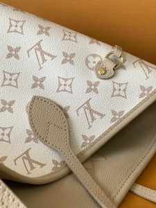 Louis Vuitton Backpack M25665