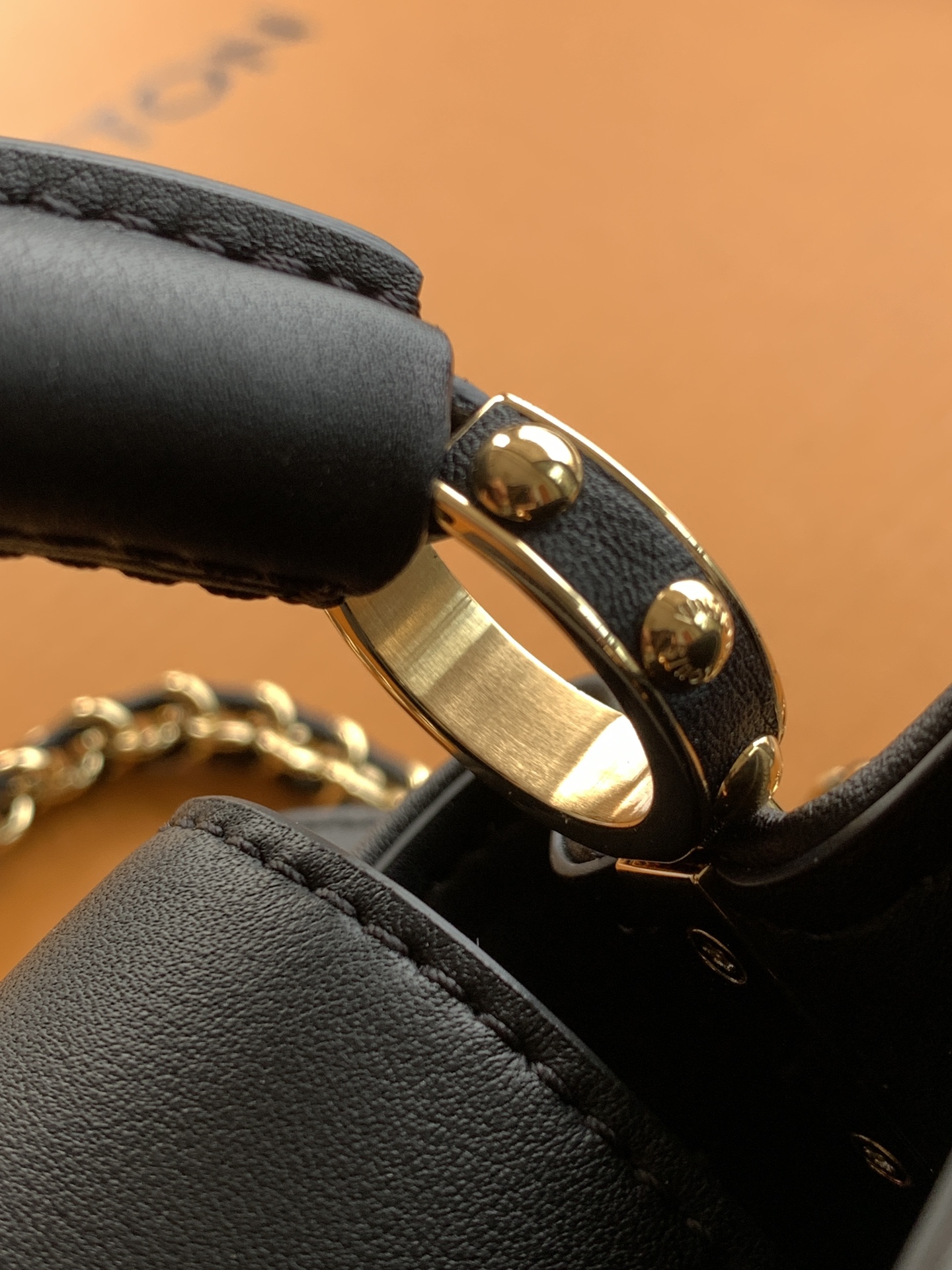 Louis Vuitton Handbag M83087