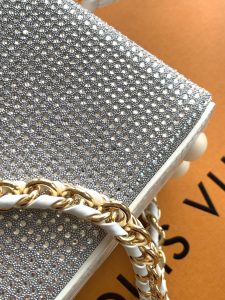 Louis Vuitton Handbag M83087