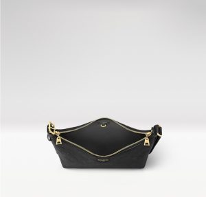 Louis Vuitton Handbag M46610