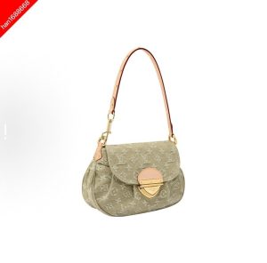 Louis Vuitton Shoulder Bag M272 in Denim