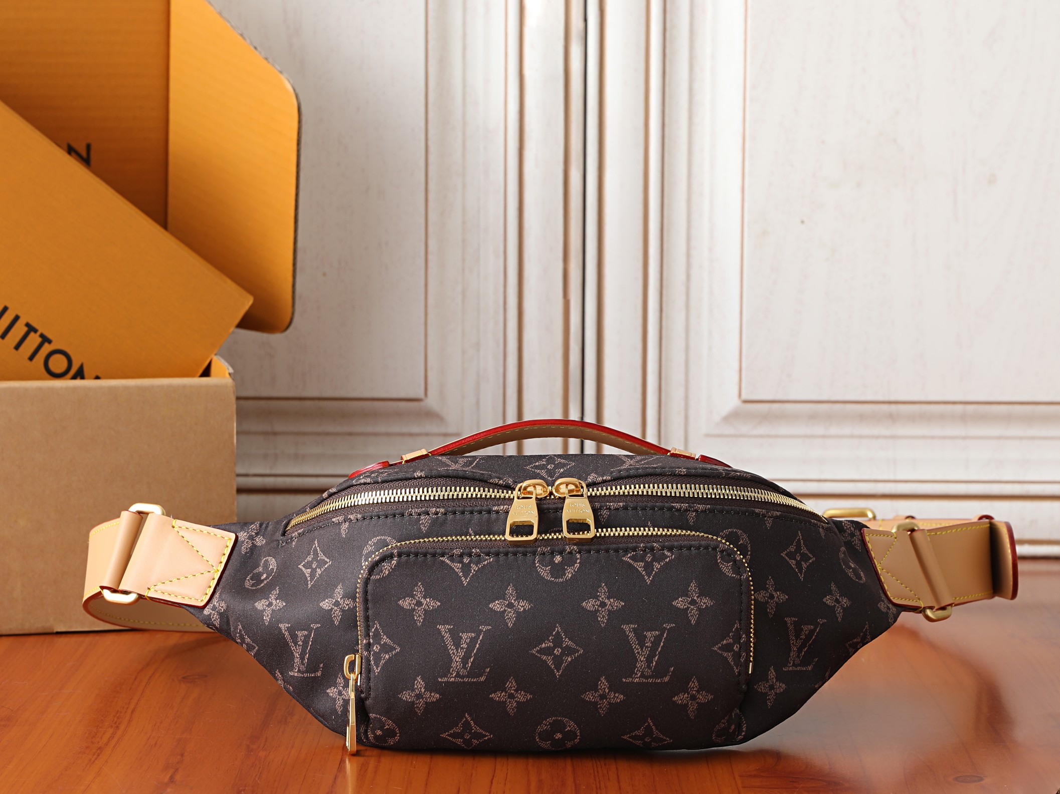 Louis Vuitton Rush Waist Bag