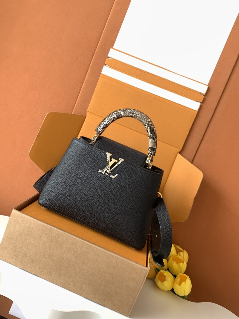 Louis Vuitton Shoulder Bag