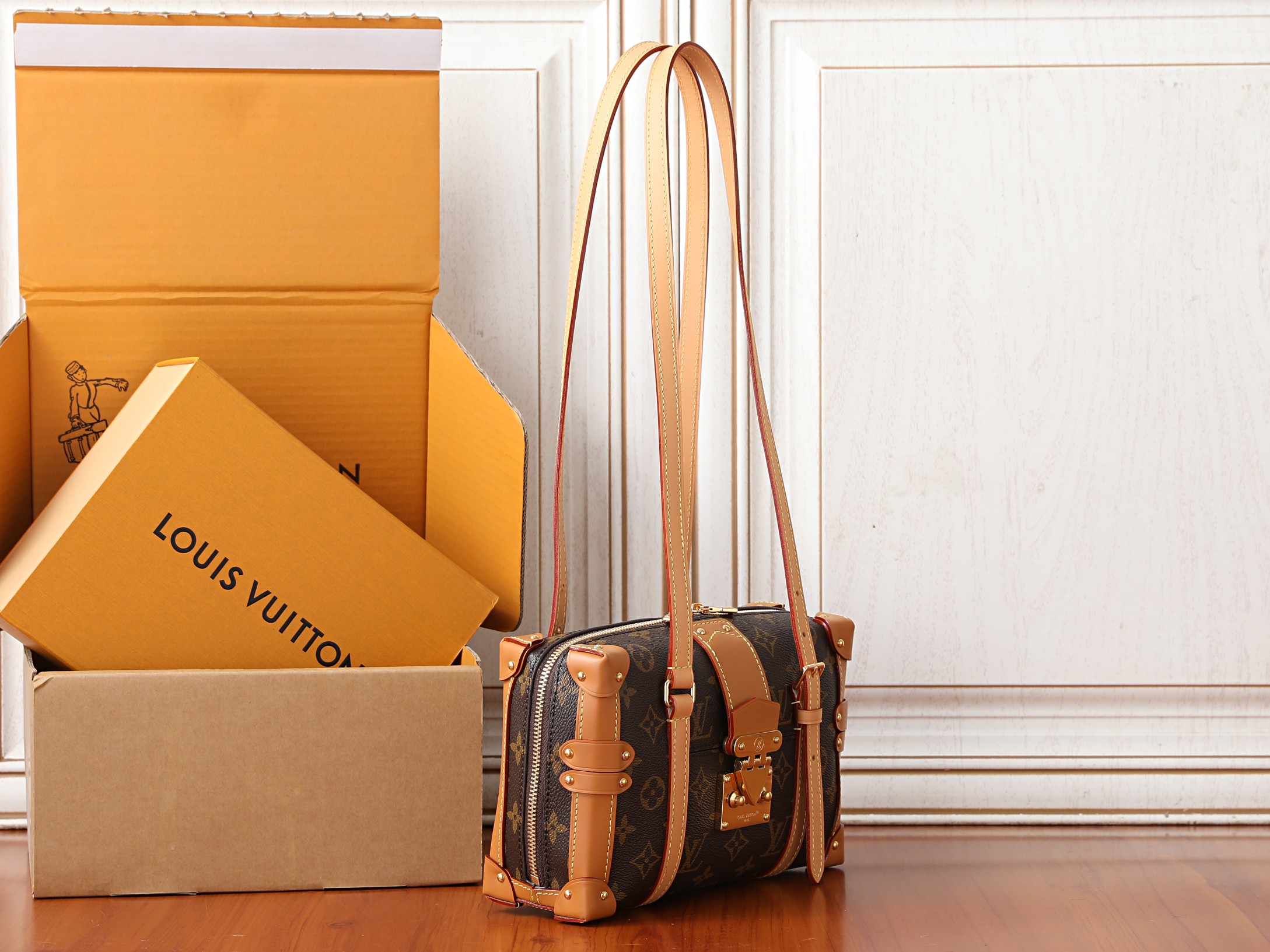 Louis Vuitton Handbag