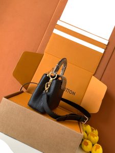 Louis Vuitton Shoulder Bag