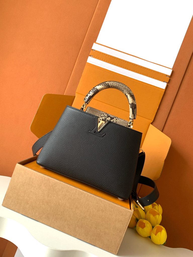 Louis Vuitton Shoulder Bag