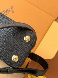 Louis Vuitton Shoulder Bag