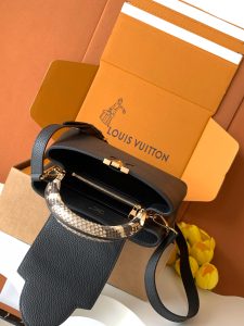 Louis Vuitton Shoulder Bag