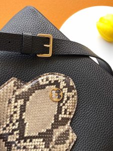 Louis Vuitton Shoulder Bag