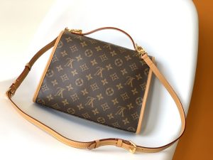 Louis Vuitton Handbag M44919