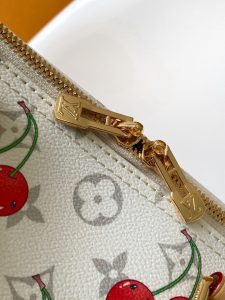 Louis Vuitton Shoulder Bag M14328