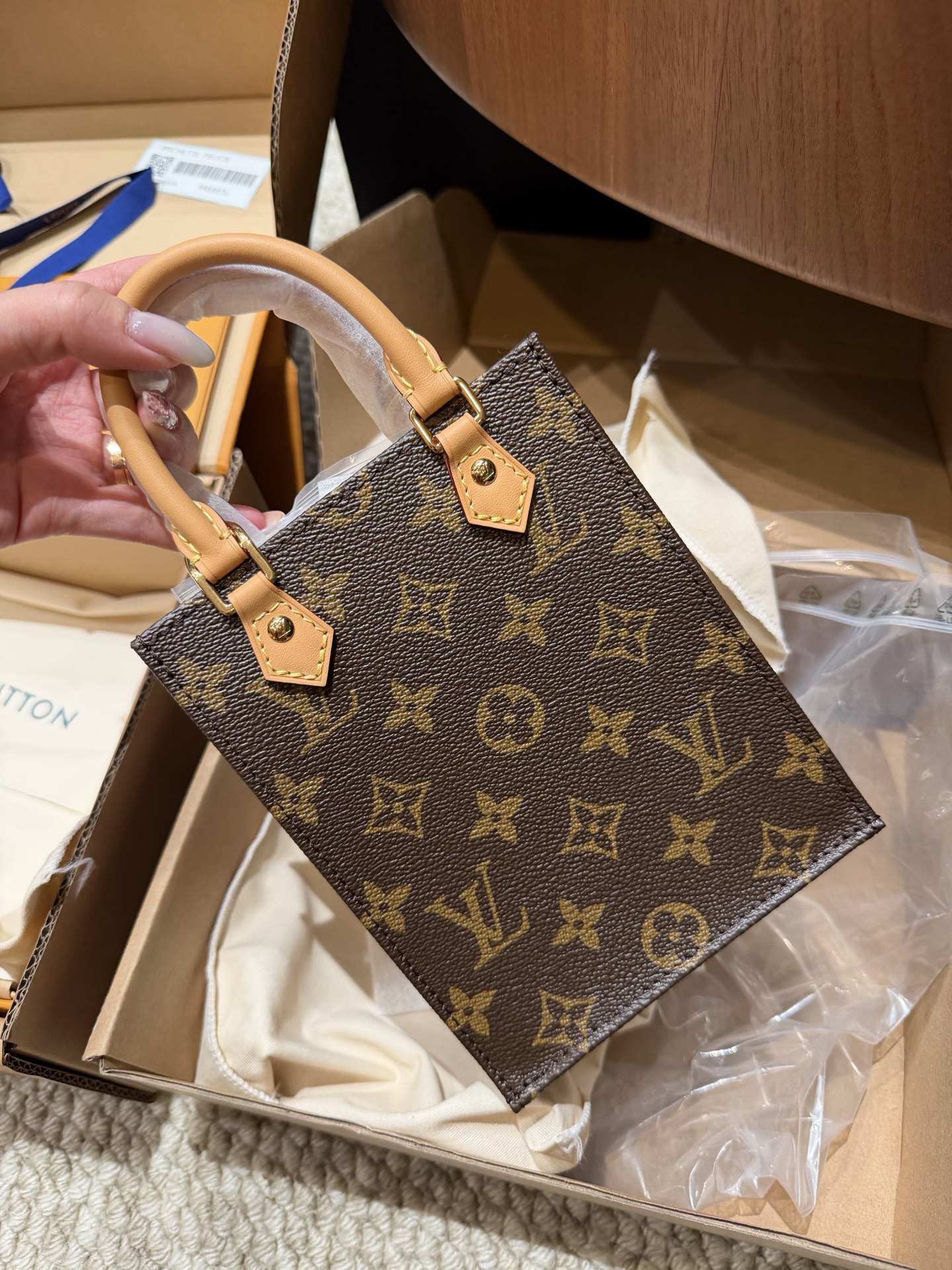 Louis Vuitton Handbag