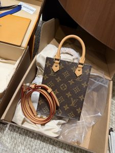 Louis Vuitton Handbag