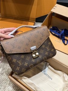 Louis Vuitton Handbag