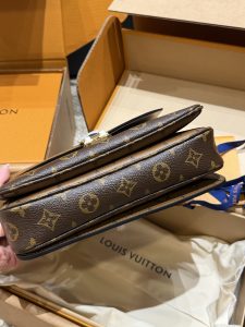 Louis Vuitton Handbag