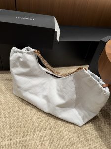 Bag 1228703308