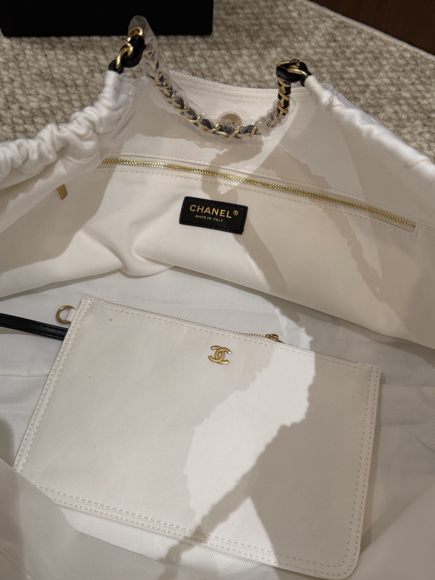 Bag 1228703316