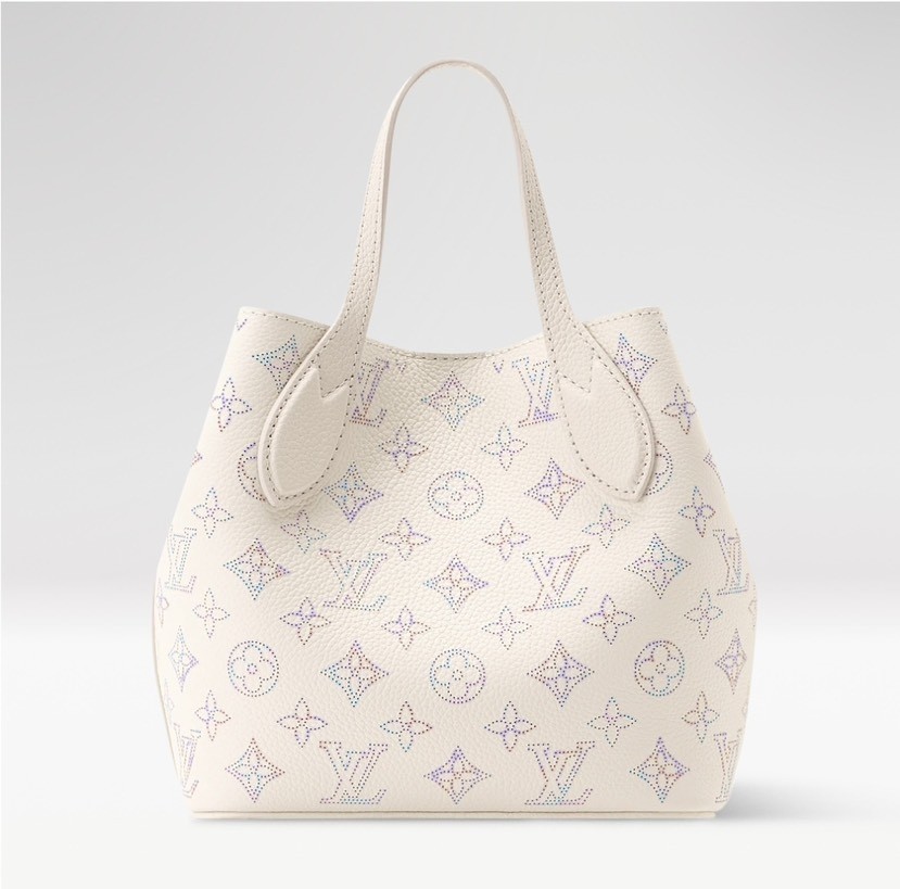 Louis Vuitton Handbag M29900 in Beige