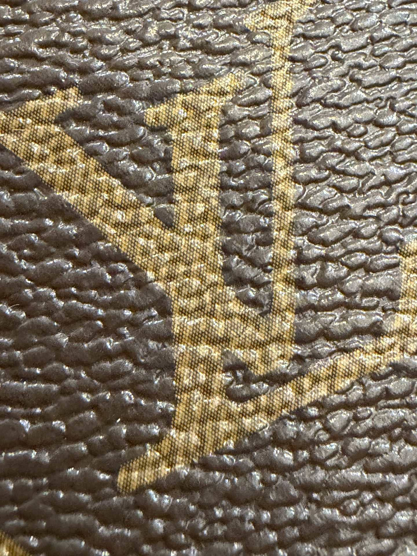 Bag 1228703348