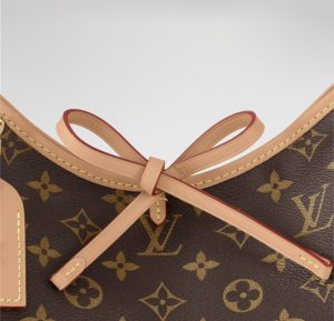 Louis Vuitton Handbag M46203