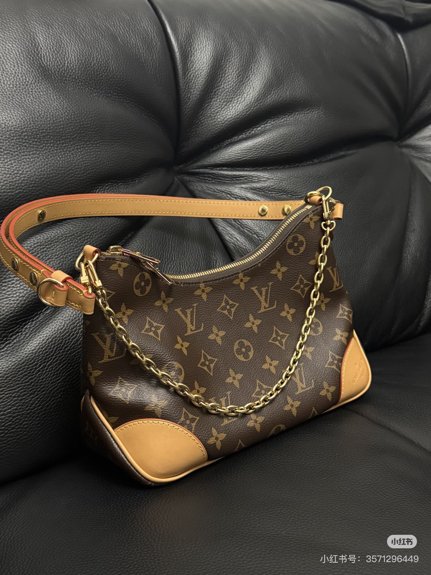 Handbag