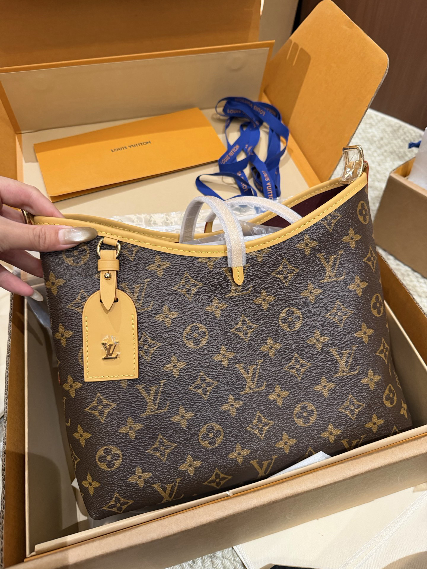 Handbag