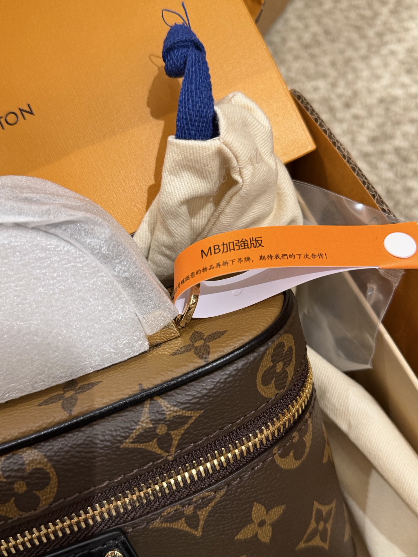Handbag