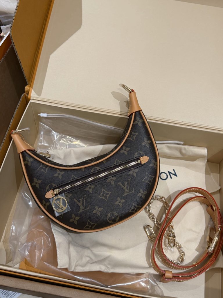 Handbag