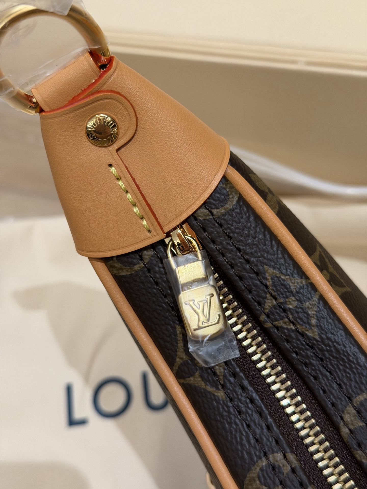 Handbag