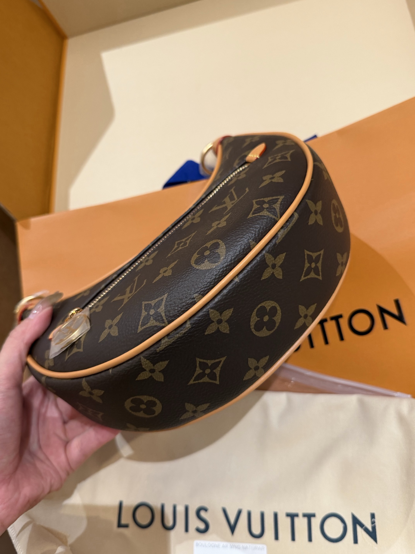 Handbag