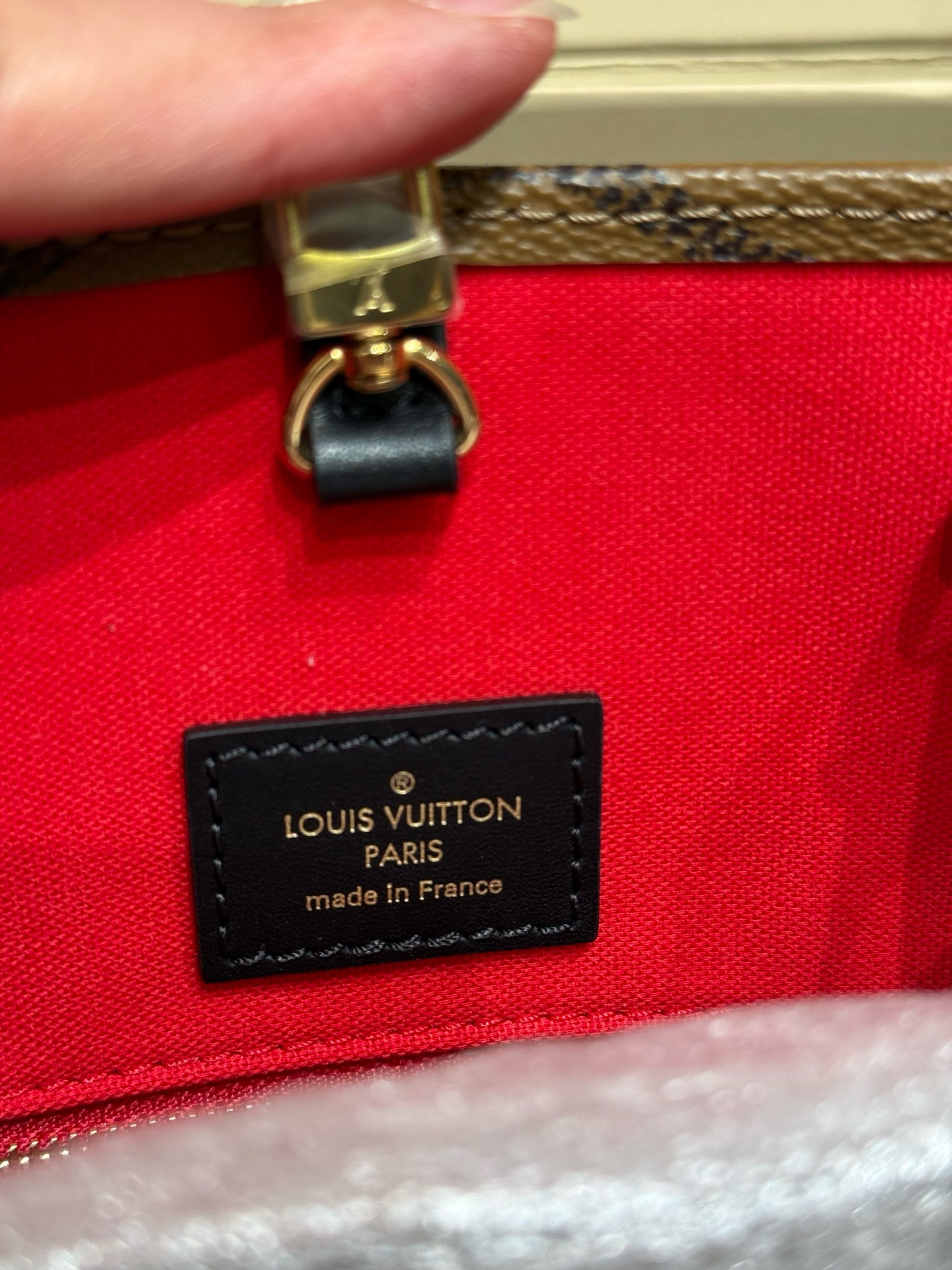 Handbag