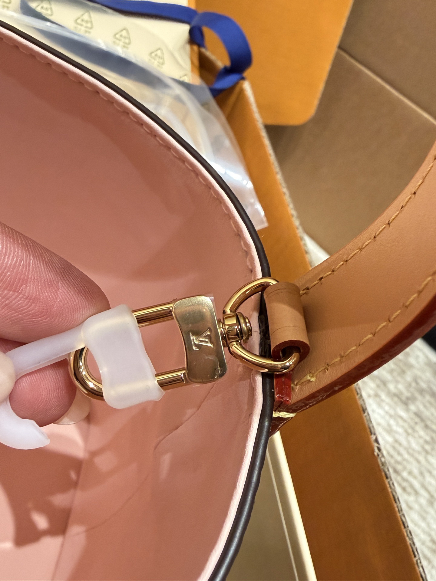 Handbag