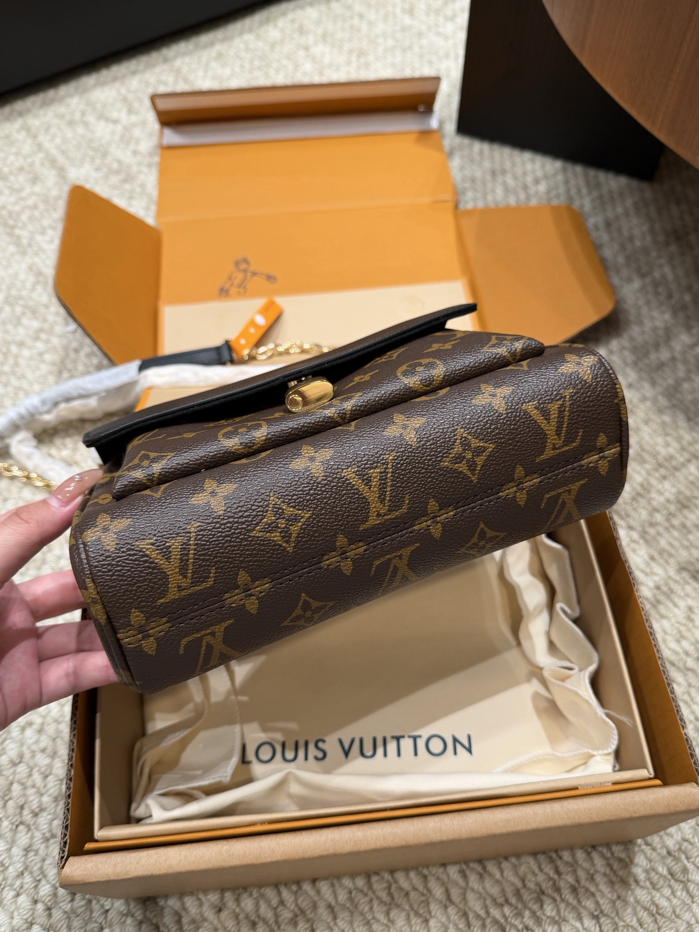 Handbag