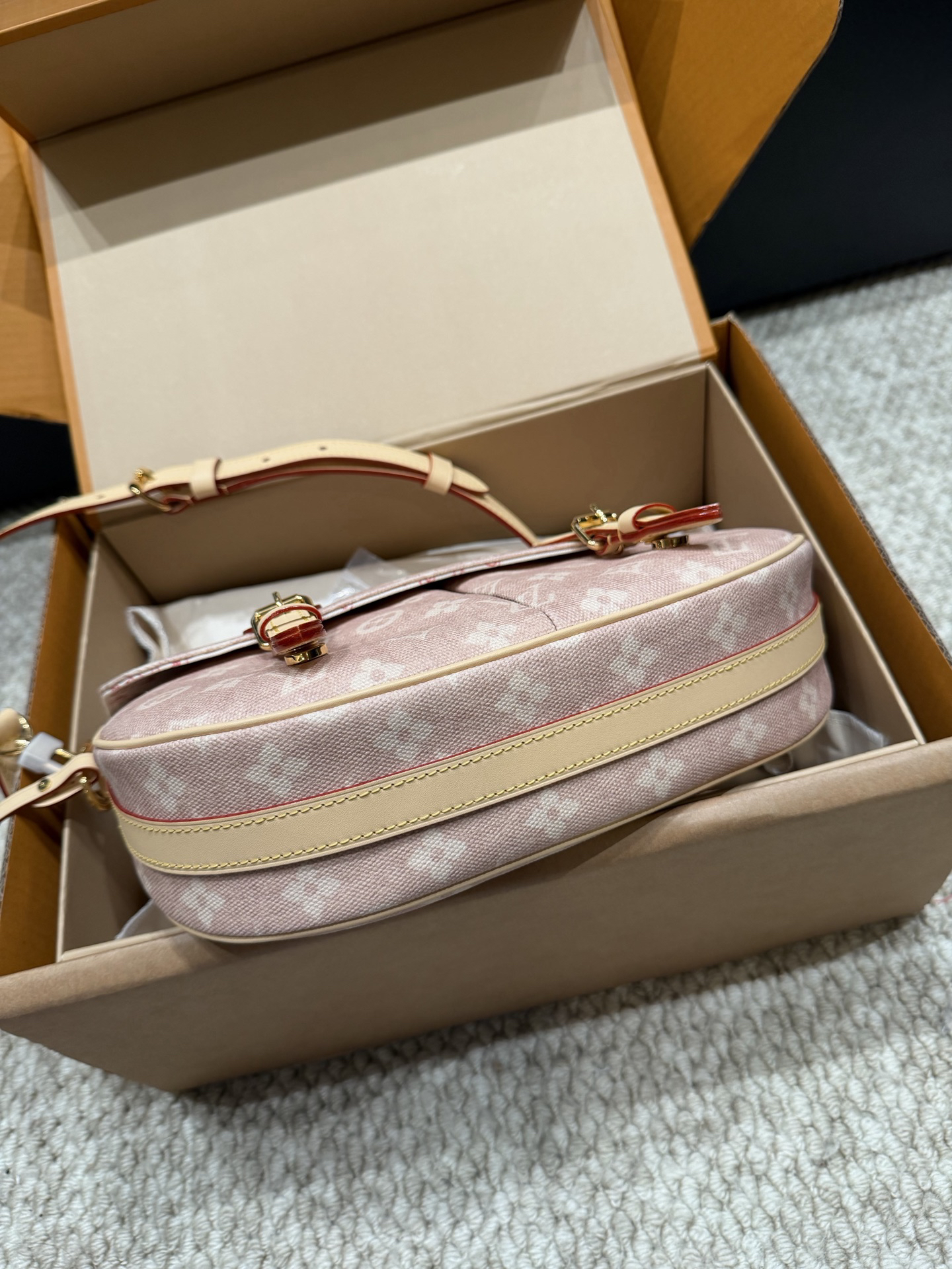 Messenger Bag
