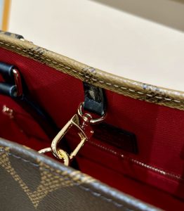 Louis Vuitton Tote Bag