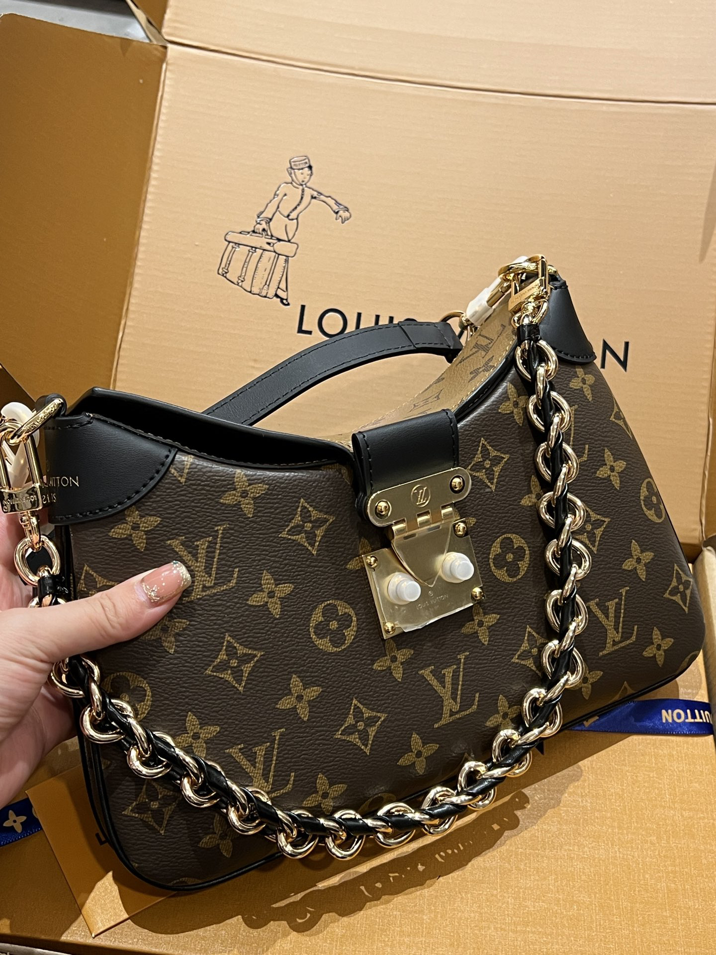 Louis Vuitton Handbag