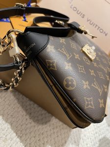 Louis Vuitton Handbag