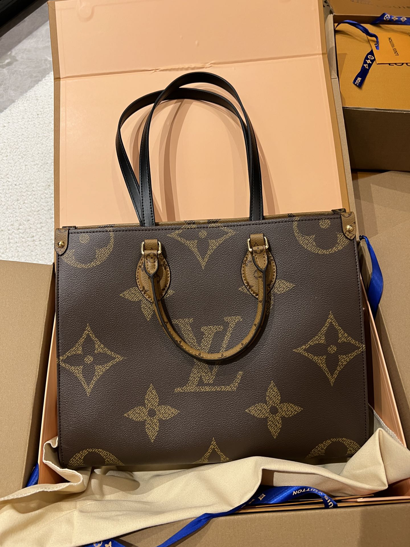 Louis Vuitton Handbag