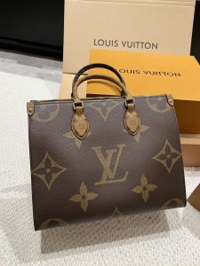 Louis Vuitton Handbag