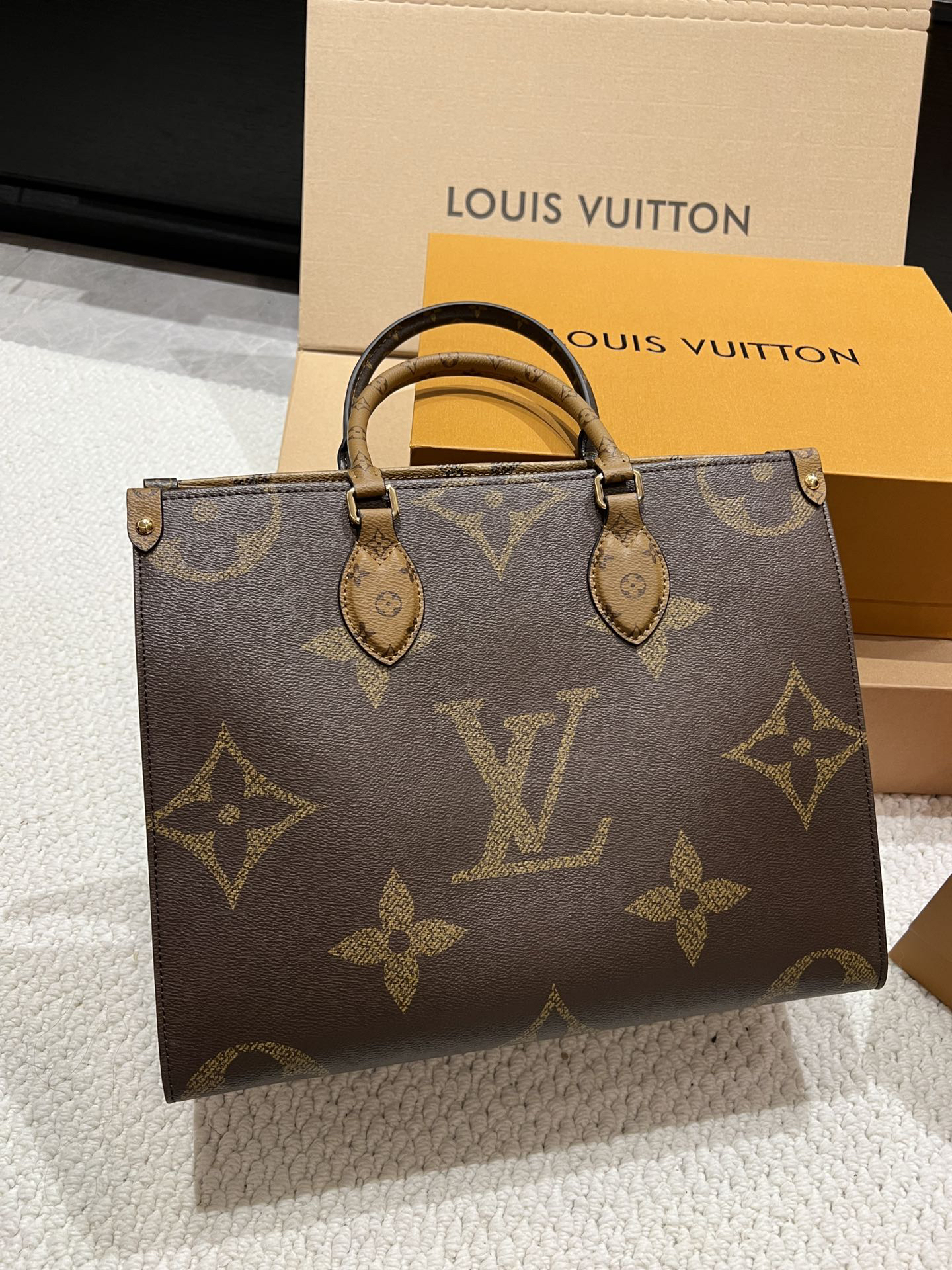 Louis Vuitton Handbag
