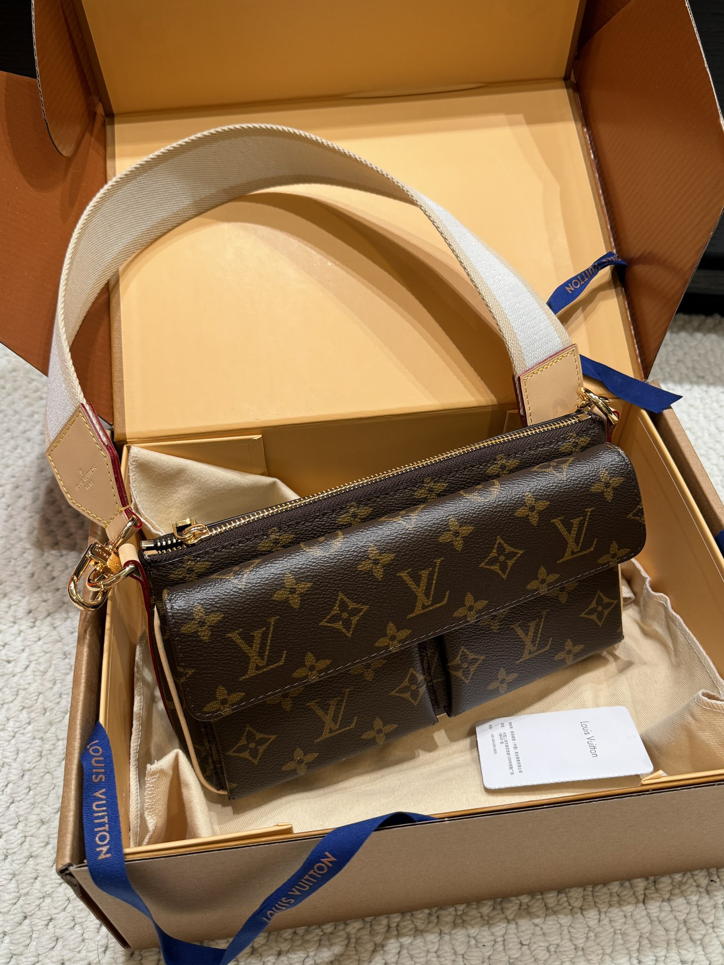 Louis Vuitton Handbag